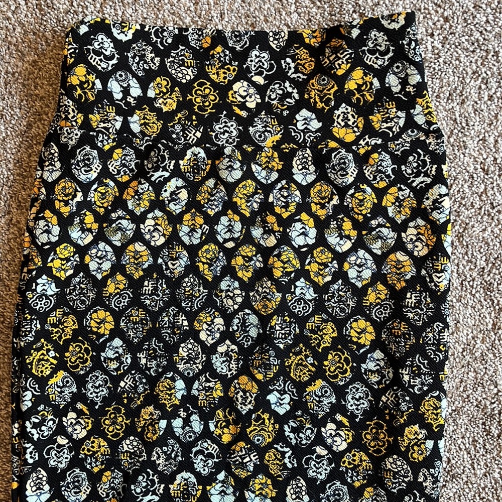 LulaRoe Cassie skirt